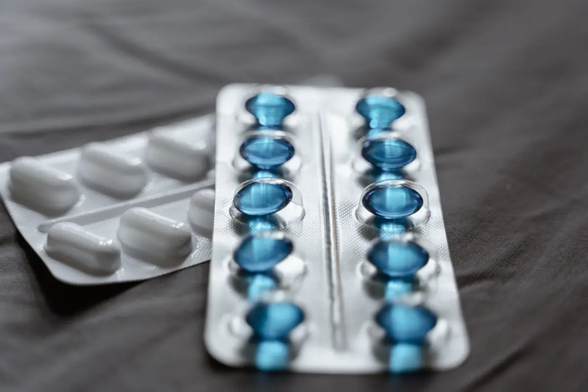 Blue AEVUM longevity capsules representing Noble Farms commercial products